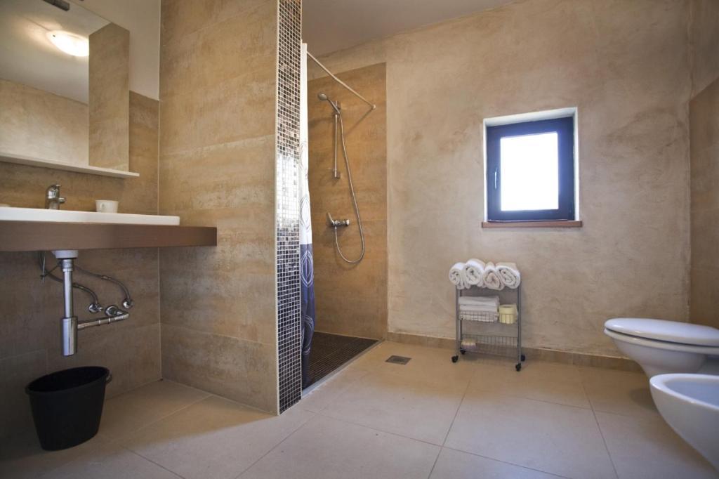 Holiday Apartment In Funtana With Balcony, Air Conditioning, Wifi, Washing Machine 4982-1 Exterior foto